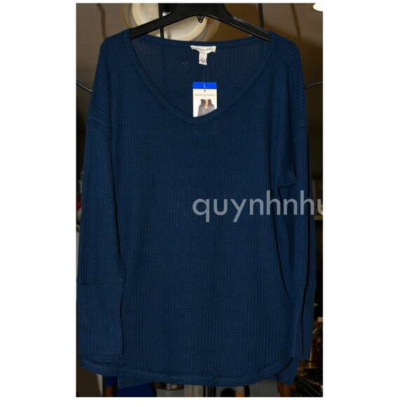 Brand new Vintage America Women thermal V neck Knit in Navy - Picture 2 of 5